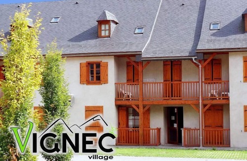 Vignec Apartment | Wifi, 1st floor, swimming pool, balcony, tv, 34m², Saint Lary Soulan