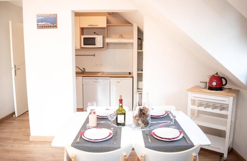 Vignec Apartment | Wifi, 1st floor, swimming pool, tv, 40m², Saint Lary Soulan