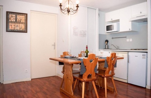 Vignec Apartment | Wifi, 2nd floor, swimming pool, tv, 37m², Saint Lary Soulan