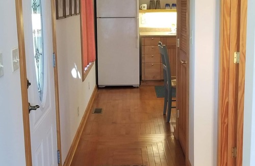 Tecumseh Ski Chalet | WIFI! Big Oak Cabin, ozarks, hot tub, rivers!