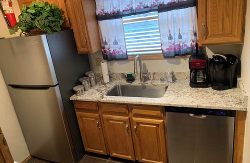 Angel Fire Condo | WiFi.Clean & Updated 2 Bedroom, 2 Bath w/Smart TV’s, travel locker