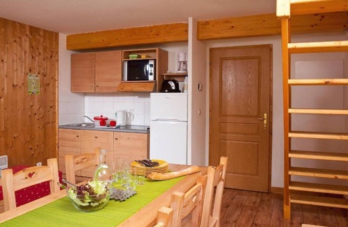 La Feclaz Apartment | Wifi, Ground floor, swimming pool, sauna, terrace, balcony, parking, ski locker, 27m², La Féclaz