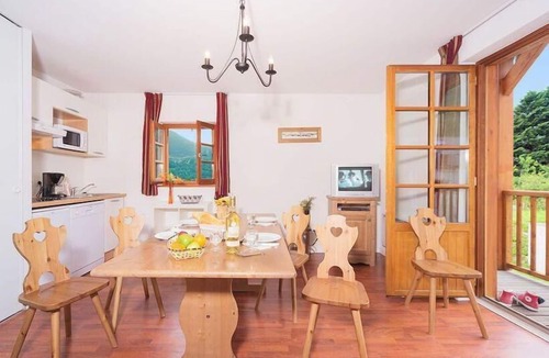 Vignec Apartment | Wifi, Ground floor, swimming pool, tv, 45m², Saint Lary Soulan