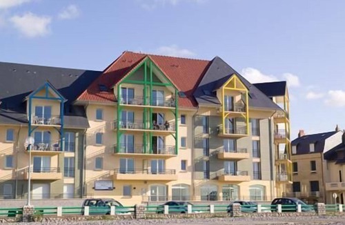 Cayeux-sur-Mer Apartment | Wifi, swimming pool, terrace, balcony, parking, 30m², Cayeux-sur-Mer