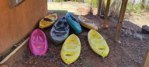 La Crosse House | Wild and Free Lakefront Oasis on Great Creek