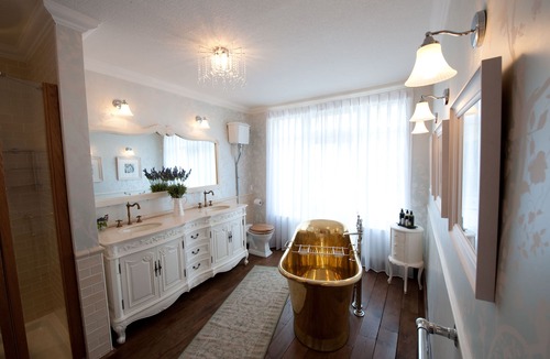 Crook Hotel | Wild Boar Estate