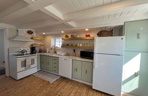 Twillingate Apartment | Wild Cove Retreat & Nook