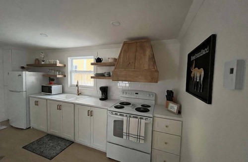 Twillingate Apartment | Wild Cove Retreat & Nook