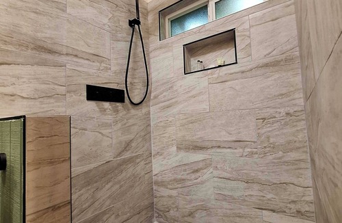 Hilo Hotel | Wild Ginger Hotel