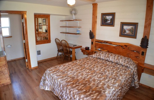Merrill Hotel | Wild Goose Lodge
