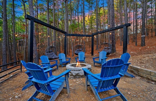 Broken Bow Cabin | Wild Horse Lodge · Sleeps 25! New Listing! · Game Room & Theatre