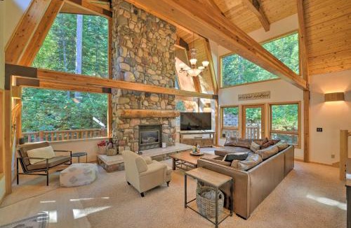 Alpine House | 'Wild Huckleberry Cabin' in Alpine: Fire Pit, Deck