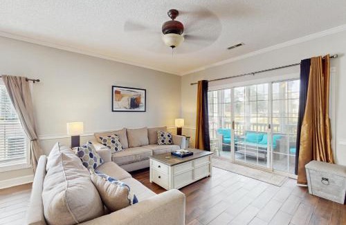 Central Myrtle Beach Apartment | Wild Iris 101