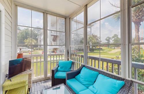 Central Myrtle Beach Apartment | Wild Iris 101