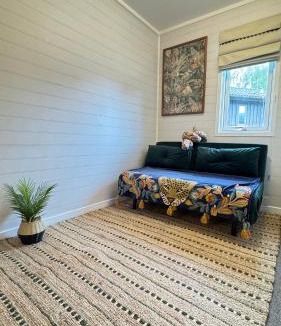 Kilmun Ski Chalet | Wild Jungle Retreat