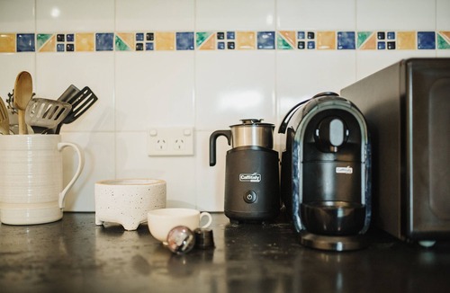 Upper Wakefield Cottage | Wild Olive Cottage Clare Valley