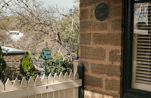 Upper Wakefield Cottage | Wild Olive Cottage Clare Valley