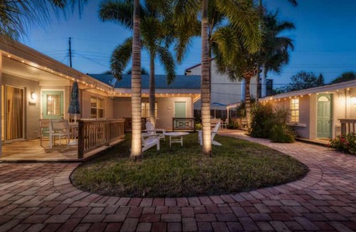 Siesta Key Hotel | Wild Plum