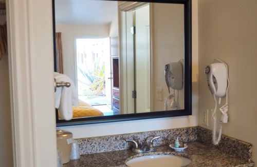 Brookings Hotel | Wild Rivers Motor Lodge