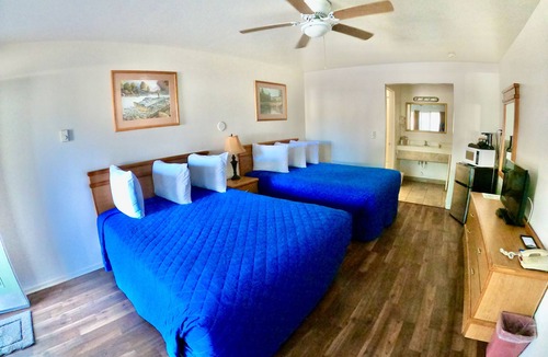 Brookings Hotel | Wild Rivers Motor Lodge