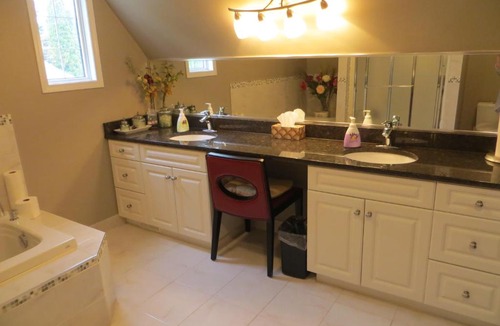 Saskatoon Bed & Breakfast | Wild Rose Bed & Breakfast