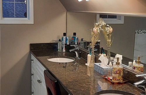 Saskatoon Bed & Breakfast | Wild Rose Bed & Breakfast