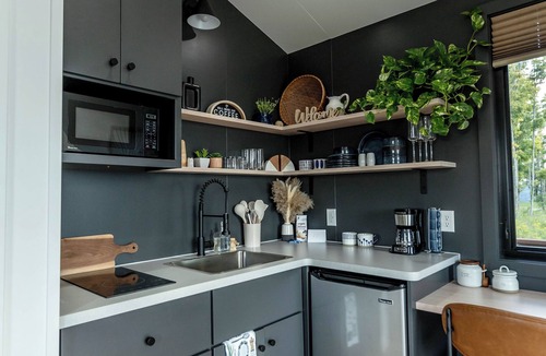 Jamestown House | Wild Rose Ridge