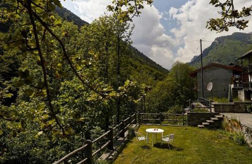 Vergeletto Apartment | Wild Valley Forest View 4 in Valle Onsernone