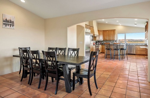 Paso Robles House | Wild Vines - Amazing Vineyard Views