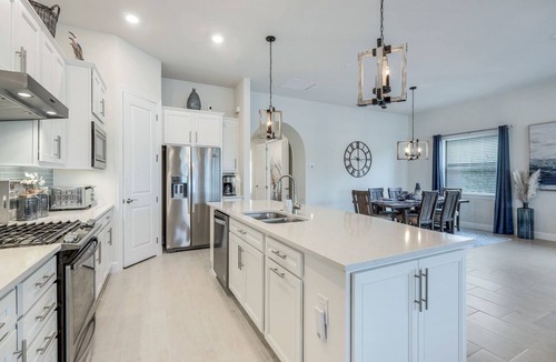 Biggar House | Wildblue - William Raveis Rentals