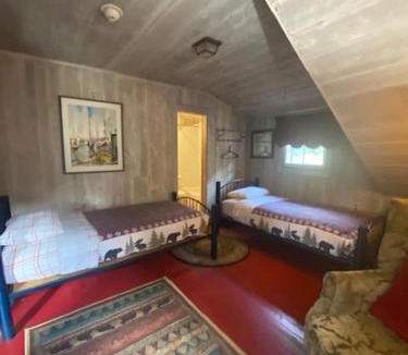 Jackson Hotel | Wildcat Inn and Tavern