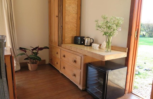 Abbess Roding Bed & Breakfast | Wilderness B&B 3 Self Contained Rooms Nr Sissinghurst