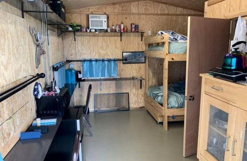 Jacksboro House | Wilderness Cabin Rental Perfect for Glamping in Texas