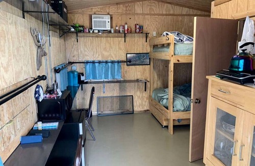 Jacksboro House | Wilderness Cabin Rental Perfect for Glamping in Texas