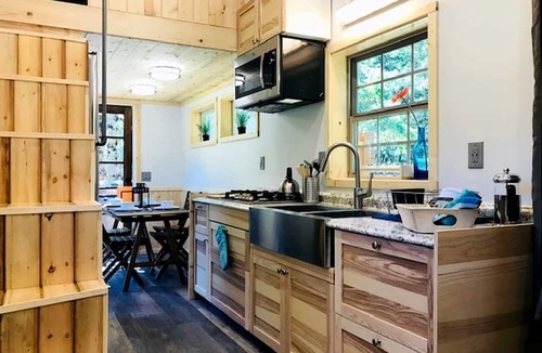 Idleyld Park Cabin | Wilderness Cabins, RV Park & Glamping