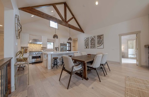 Eureka House | Wilderness Club Haven for 12!