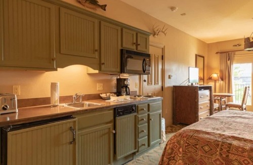 Big Cedars Apartment | Wilderness Club™ at Big Cedar® - Ridgedale - Studio