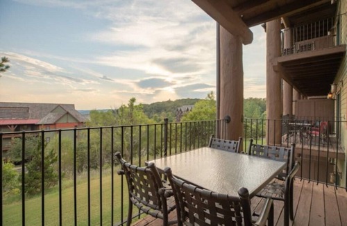 Big Cedars Cabin | Wilderness Club™ at Big Cedar® - 2 Bedroom Cabin