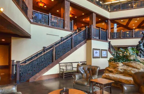 Lake Delton Apartment | Wilderness Resort - Deluxe Three-Bedroom Sleeps 10 with 10 wristbands