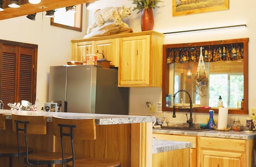 Colville House | Wilderness Setting with lodge/cabin Feel. n