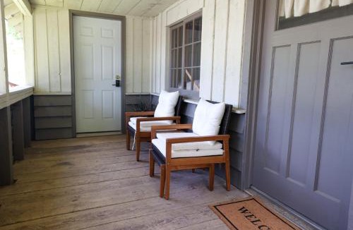 Colville House | Wilderness West Resort Cabin 7