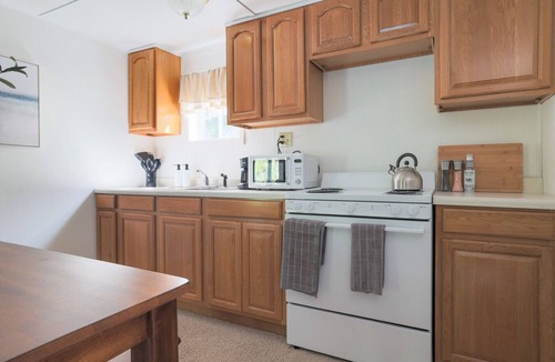 Colville Cabin | Wilderness West Resort Cabin 2