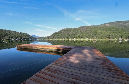 Colville Cabin | Wilderness West Resort Cabin 6