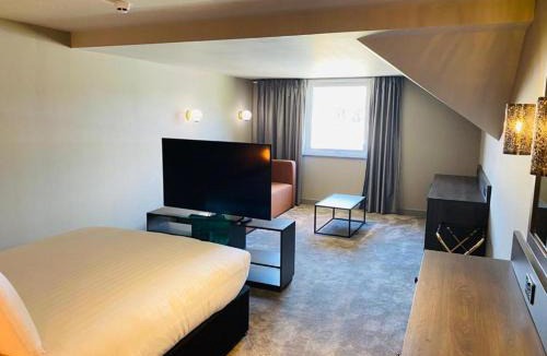 Ault Hucknall Hotel | Wildes Inns