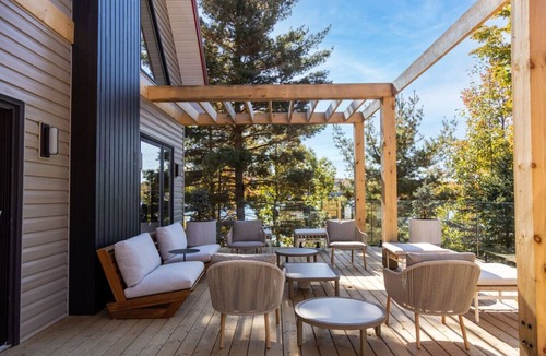 Algonquin Highlands Cabin | Wildflower Rest at Dimensions | Cabin Fifteen | Meals Included