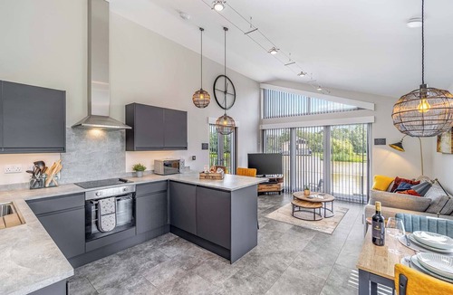 Frampton Ski Chalet | Wildflower Lakeside Lodge