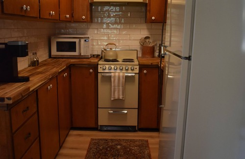 Garfield Apartment | Wildflower Suites North