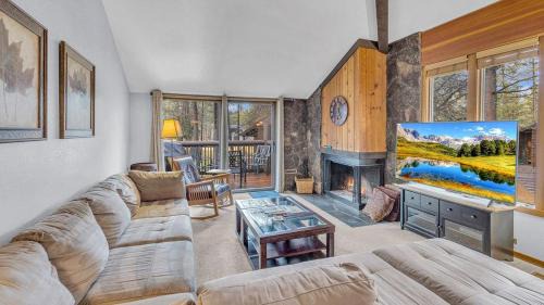 Sunriver Apartment | Wildflower - Unit 54