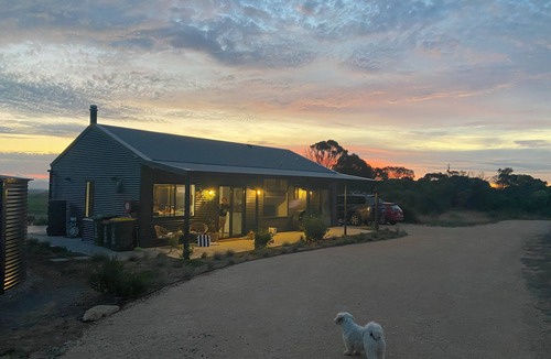 McLaren Vale Cottage | Wildhill - secluded retreat with panoramic views
