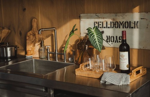 Quinlan Cabin | Wilding Hotels Tawakoni Scenic Deluxe